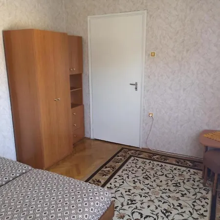 Ferienhaus Fur 9 Personen Ca 150 M In Fonyod, Westungarn Plattensee *